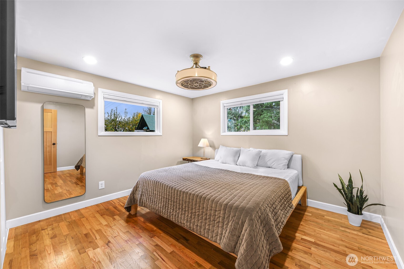 4204 Squalicum Lake Road Bellingham, WA 98226 - Photo 20 of 39 Gallery Image 20