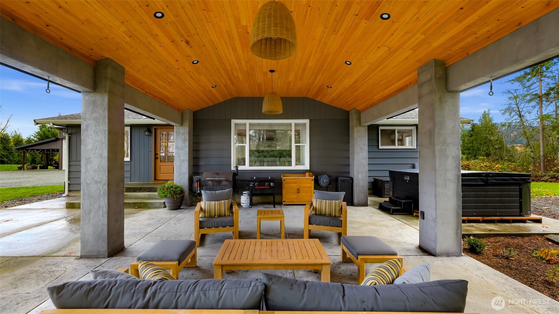 4204 Squalicum Lake Road Bellingham, WA 98226 - Photo 22 of 39 Gallery Image 22
