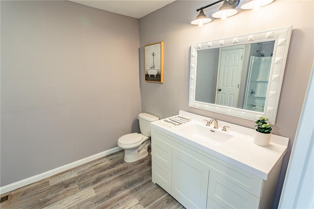 11290 South 200 E Road Muncie, IN 47302 - Photo 14 of 24 Gallery Image 14