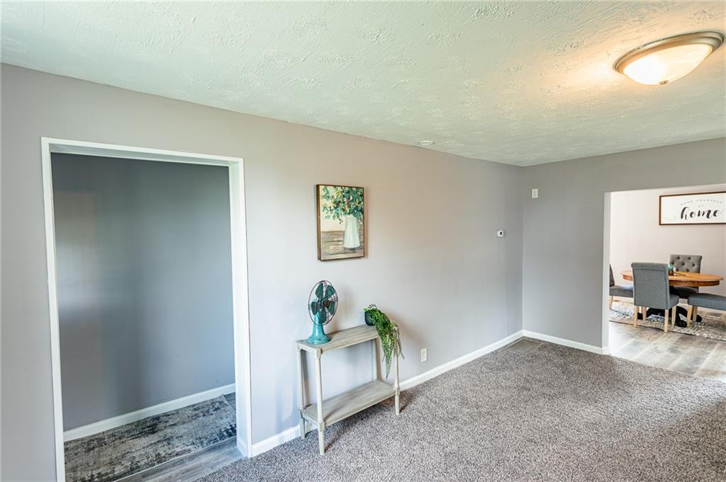 11290 South 200 E Road Muncie, IN 47302 - Photo 4 of 24 Gallery Image 4