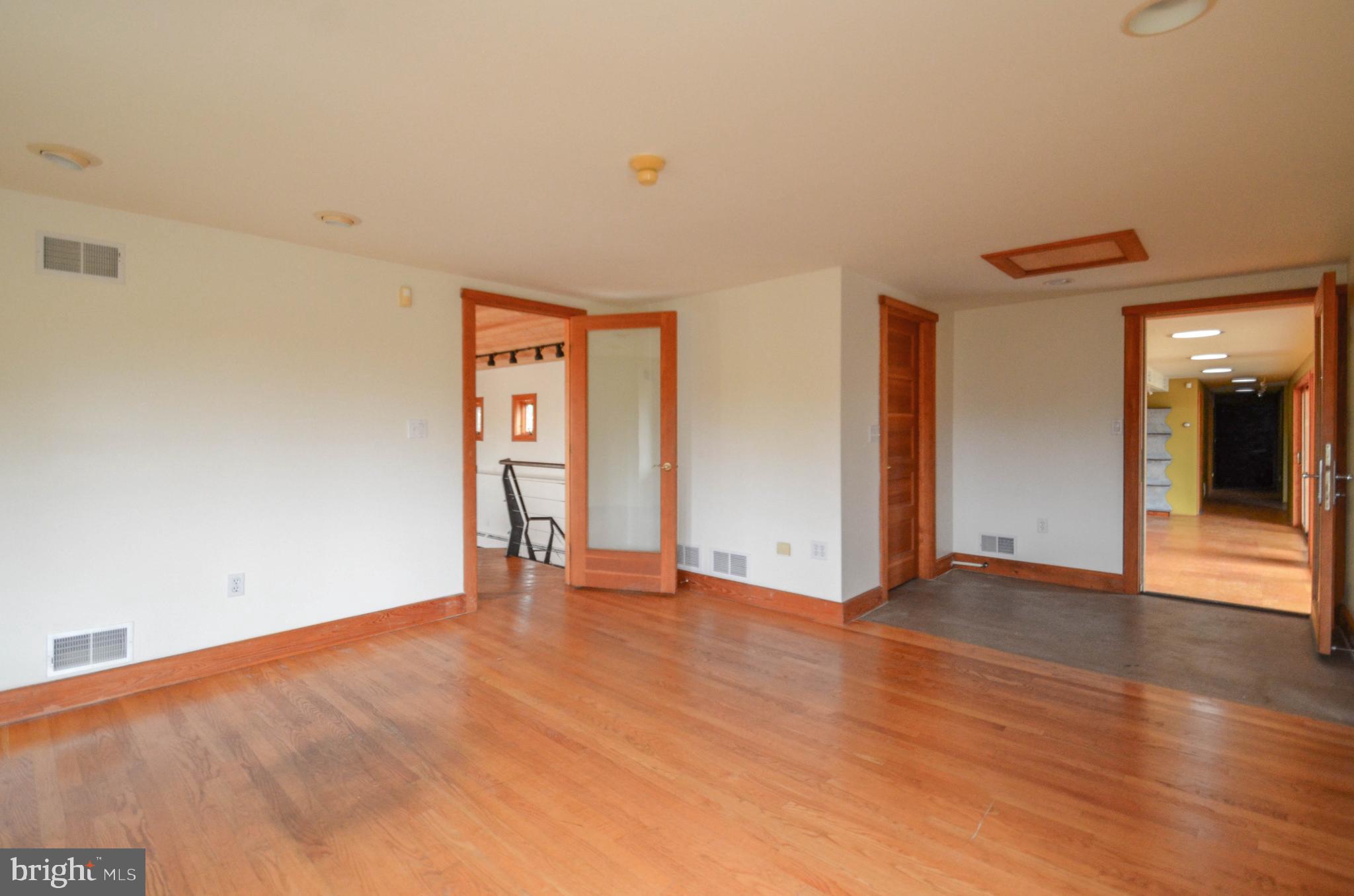 4670 Overlook Road Coplay, PA 18037 - Photo 20 of 47 Gallery Image 20