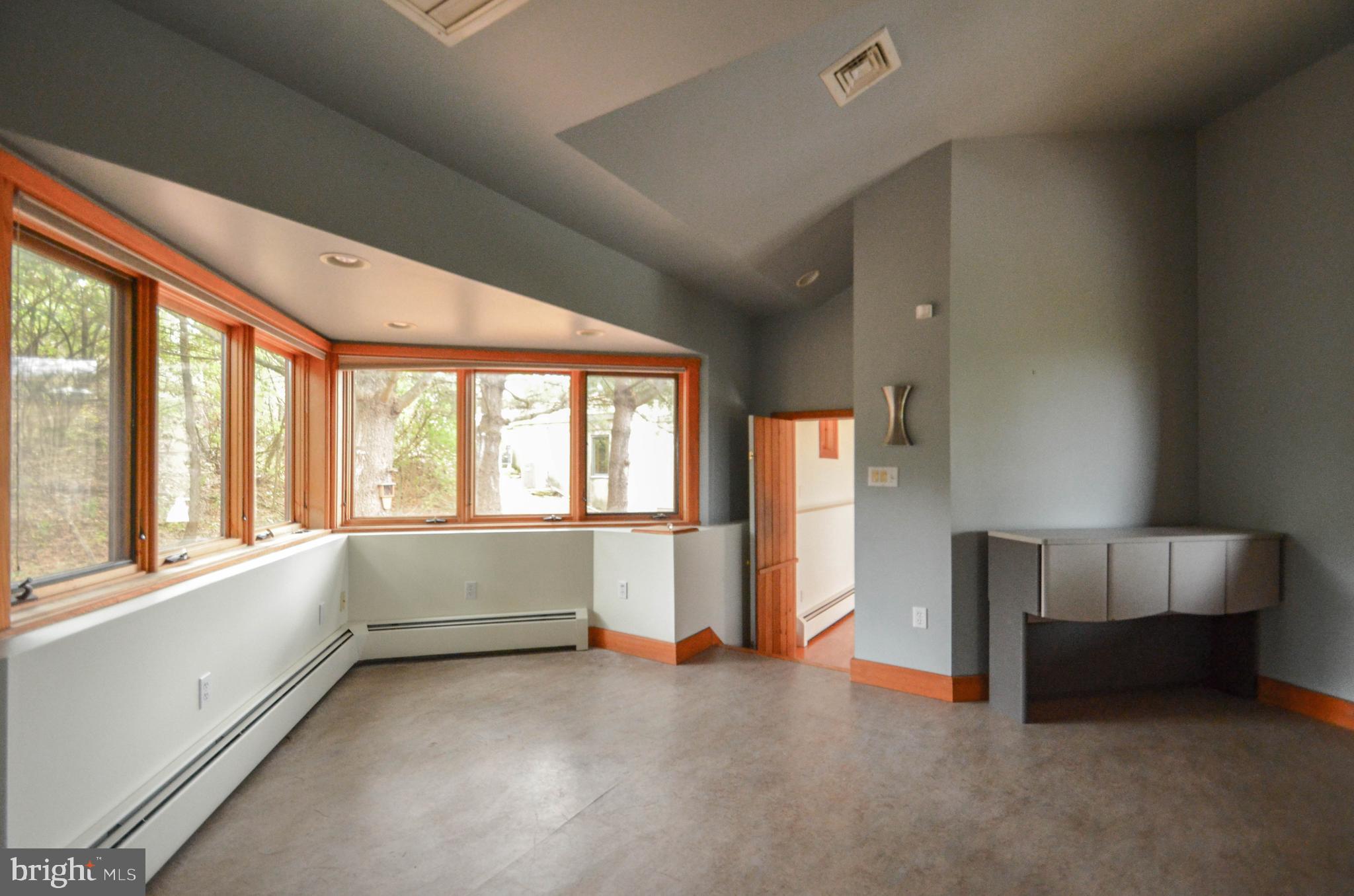 4670 Overlook Road Coplay, PA 18037 - Photo 24 of 47 Gallery Image 24