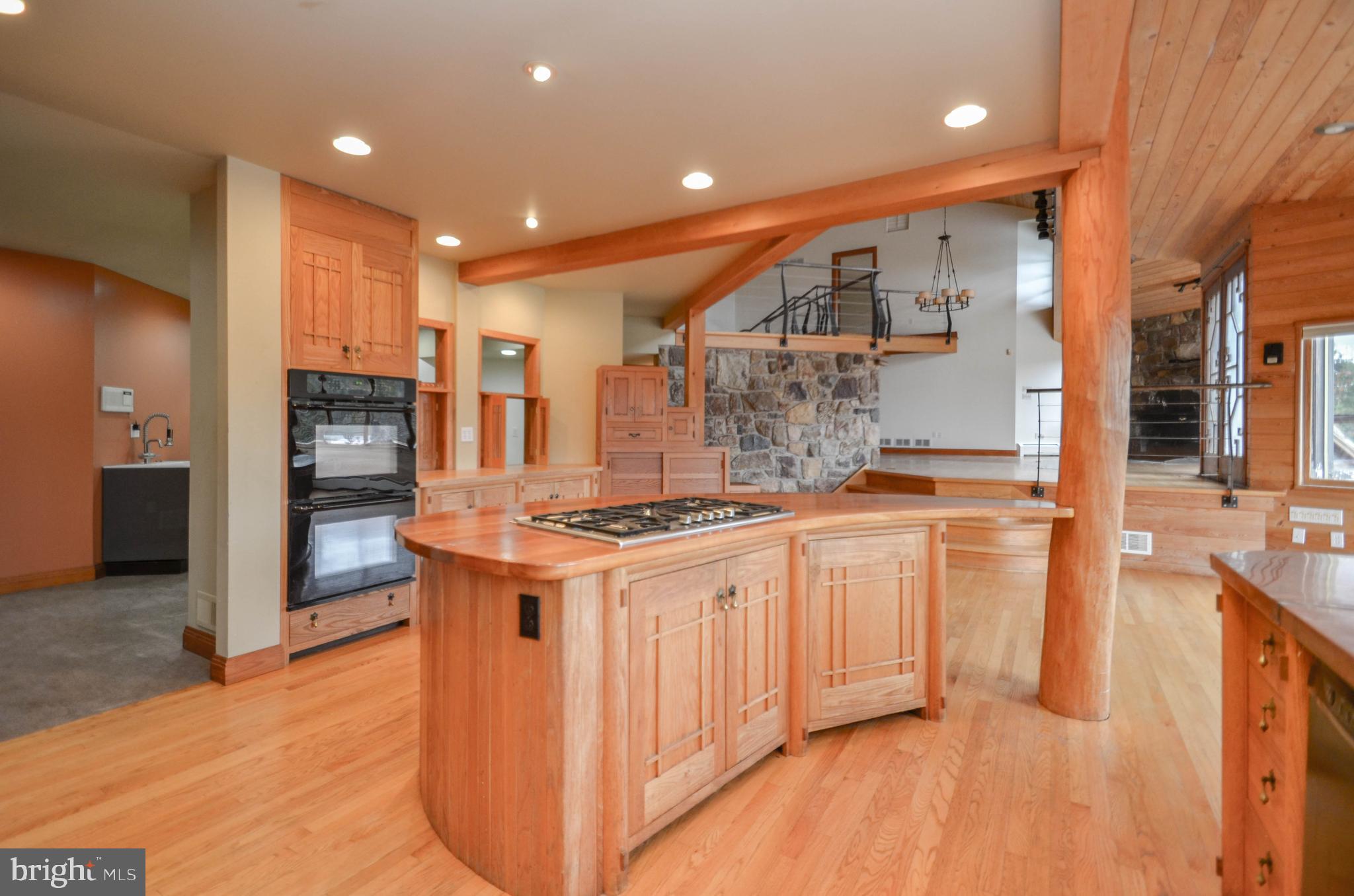 4670 Overlook Road Coplay, PA 18037 - Photo 8 of 47 Gallery Image 8