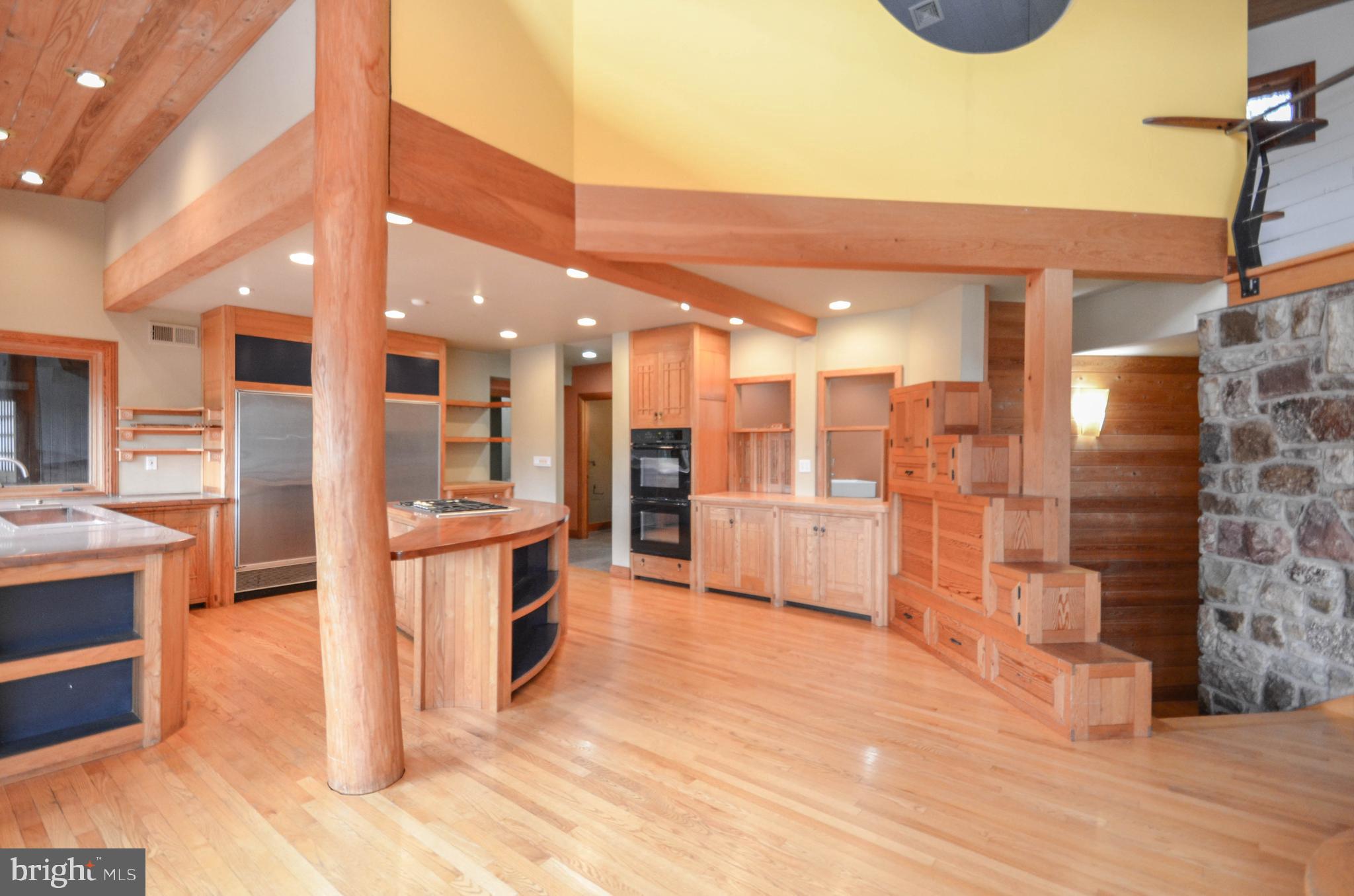4670 Overlook Road Coplay, PA 18037 - Photo 10 of 47 Gallery Image 10