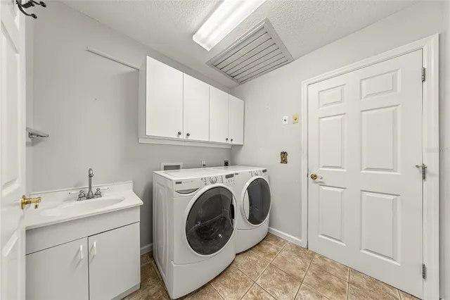 a view of a storage & utility room