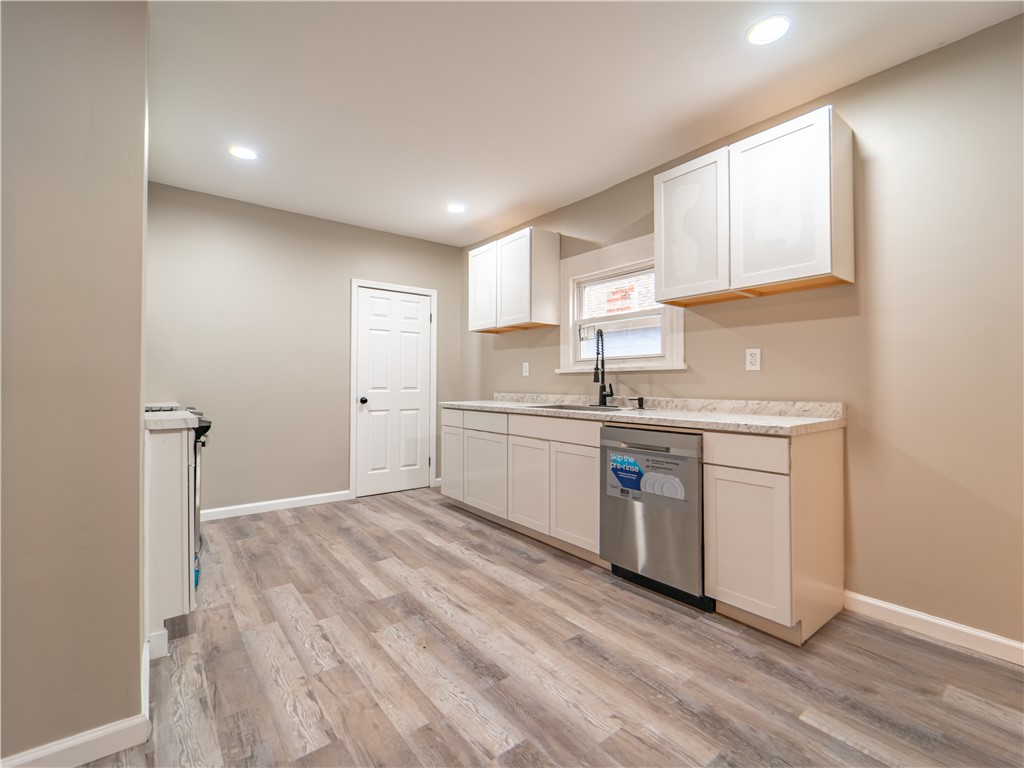 200 Weaver Street Rochester, NY 14621 - Photo 10 of 19