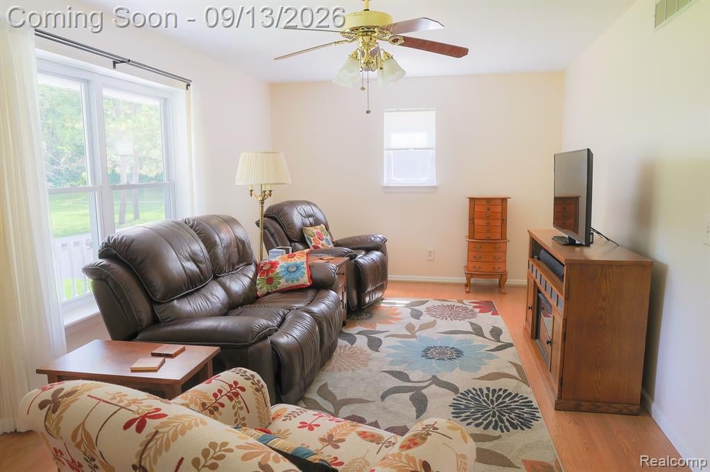 9427 Andersonville Road Clarkston, MI 48346 - Photo 7 of 46 Gallery Image 7