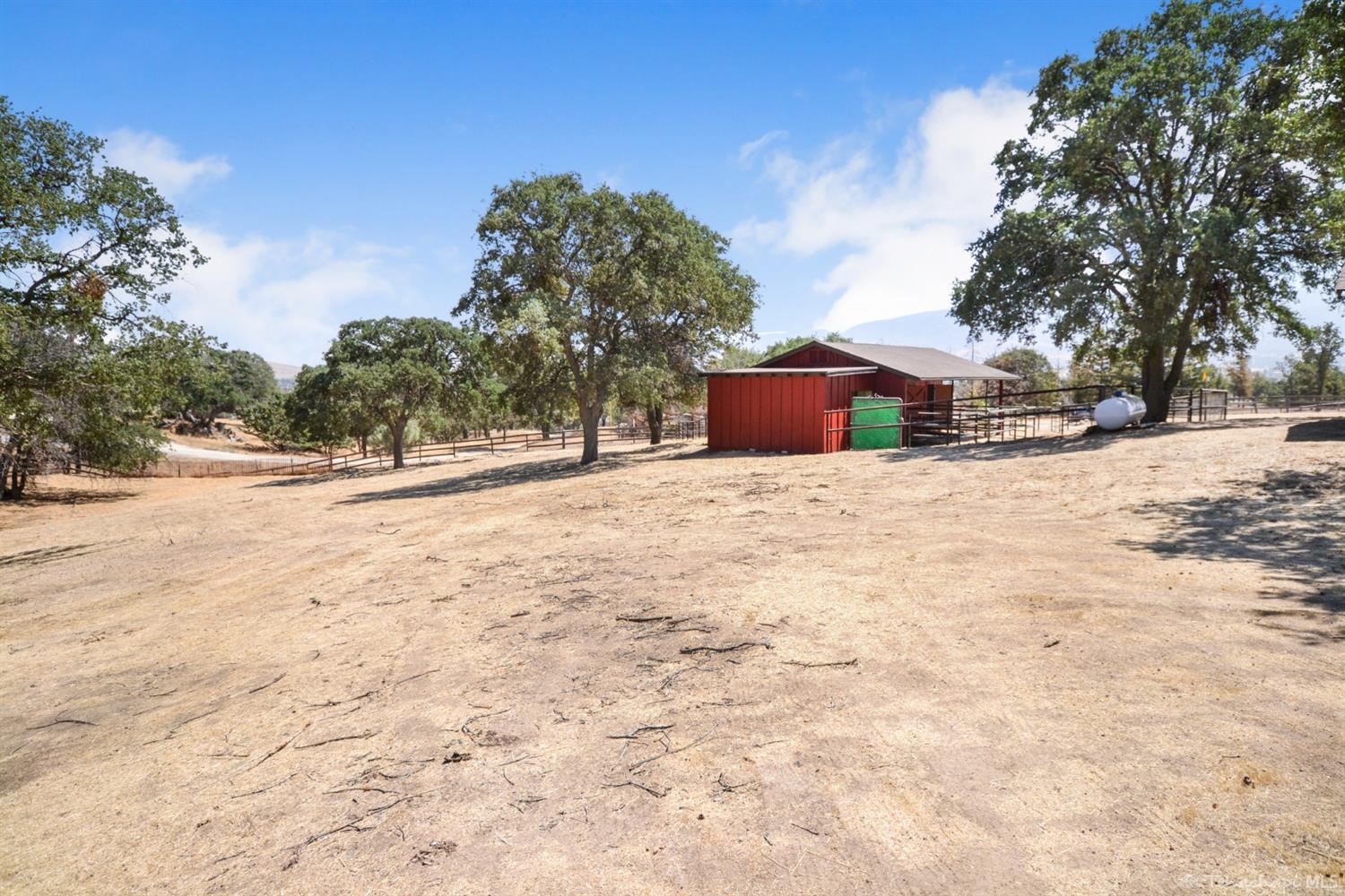 23323 Willow Canyon Road Tehachapi, CA 93561 - Photo 40 of 47 Gallery Image 40