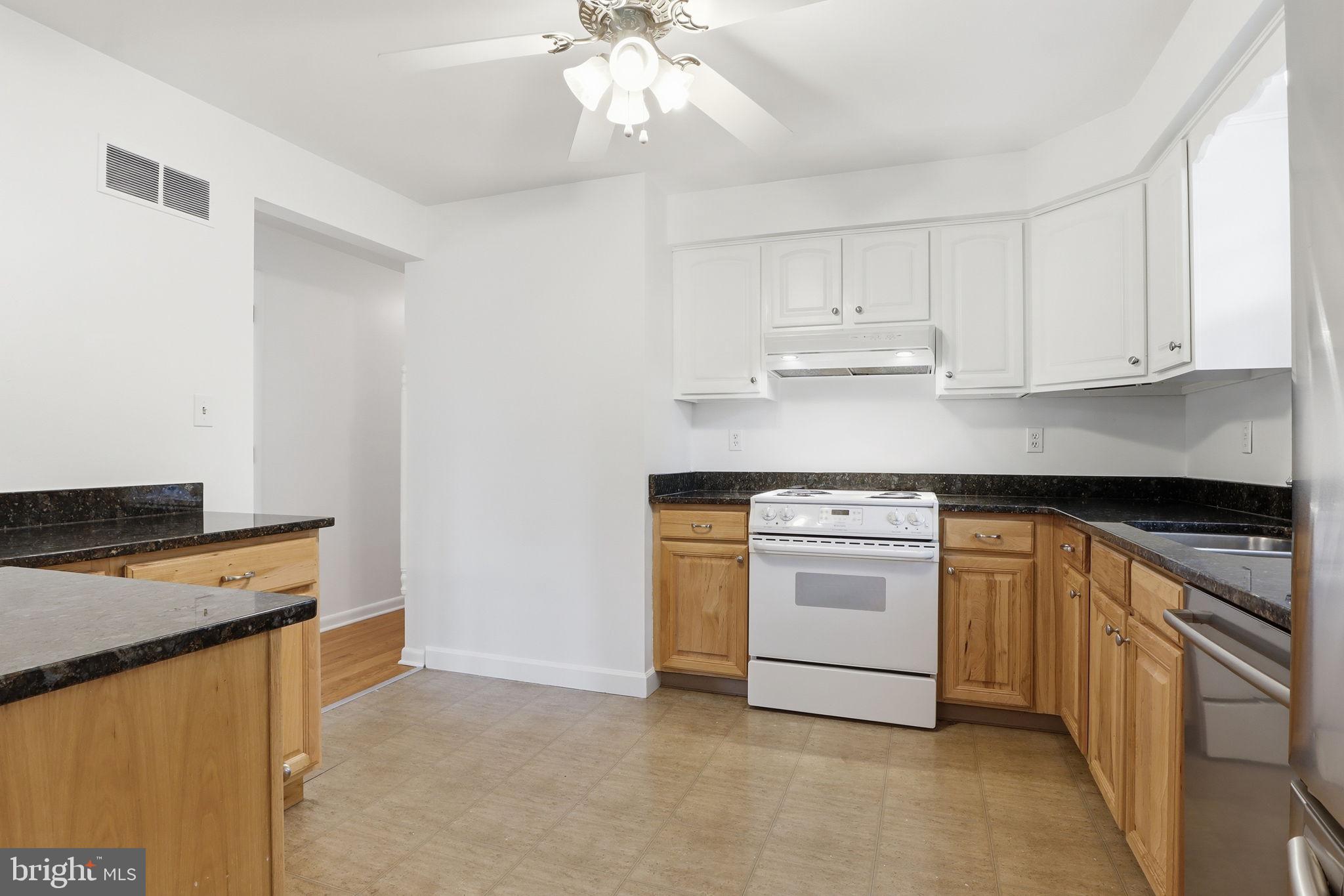 2800 Durham Road York, PA 17402 - Photo 9 of 41
