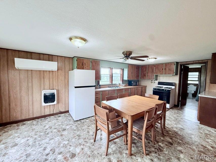 16311 Lebanon Road Elk Creek, MO 65464 - Photo 7 of 20