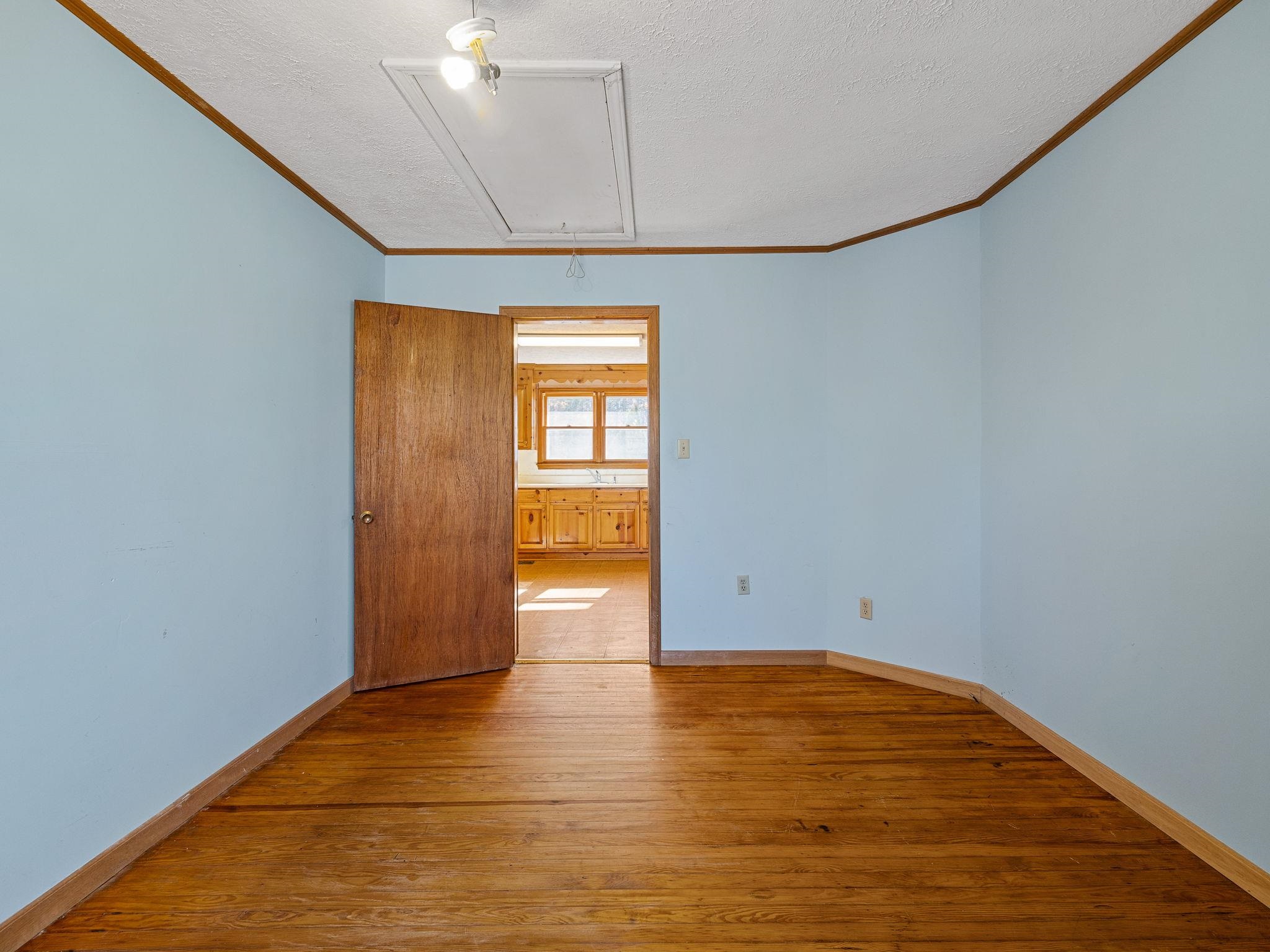 2211 Cross Anchor Road Woodruff, SC 29388 - Photo 29 of 46