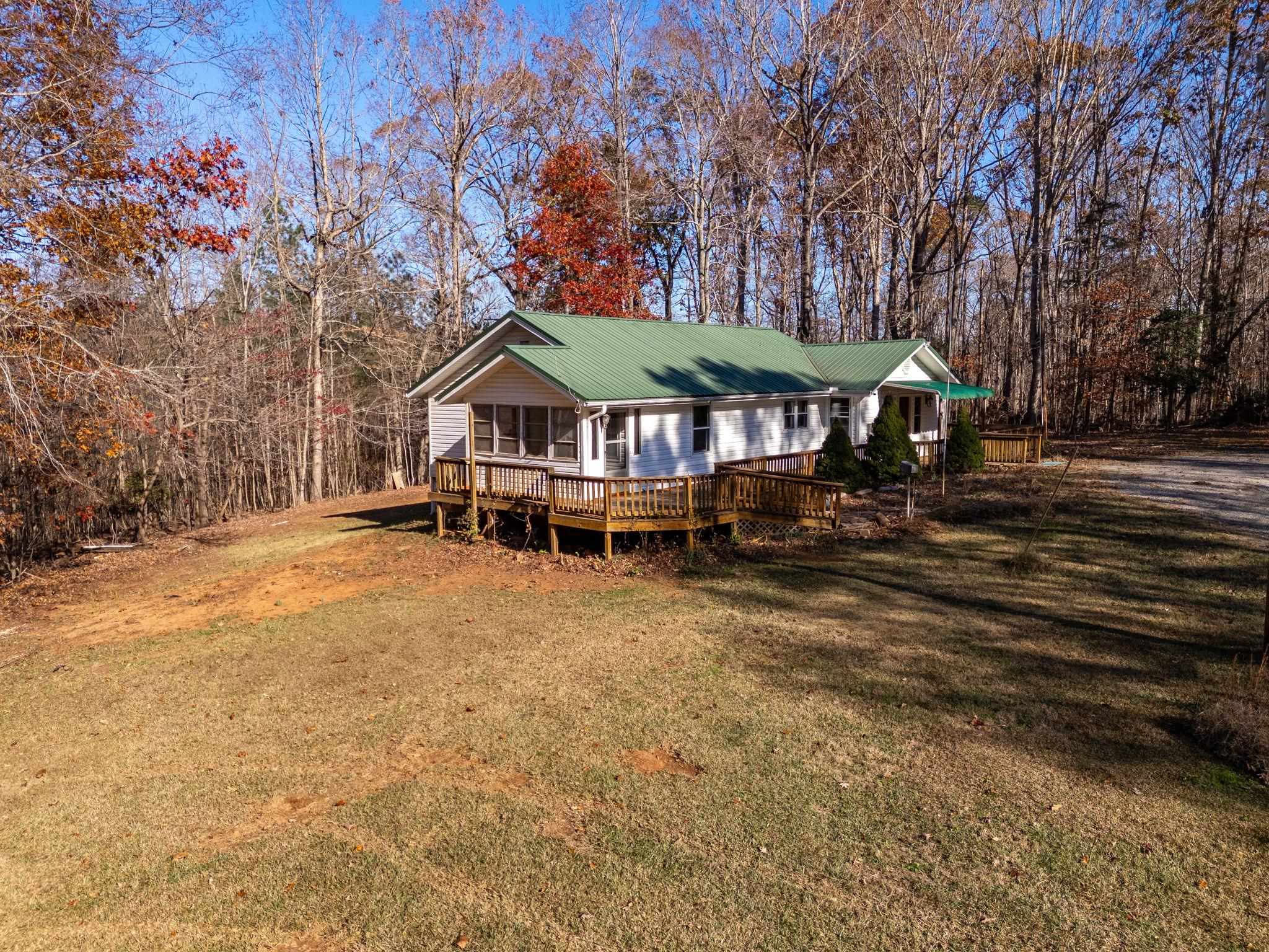 2211 Cross Anchor Road Woodruff, SC 29388 - Photo 5 of 46
