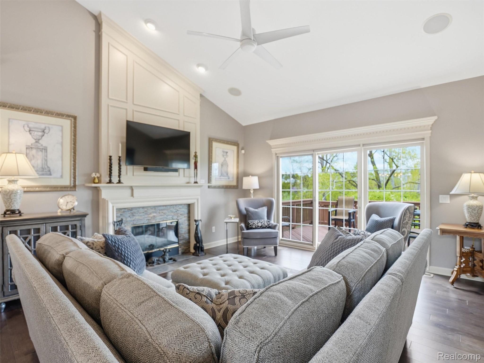 5211 Belmonte Drive Rochester, MI 48306 - Photo 13 of 40 31-DSC06771.jpg