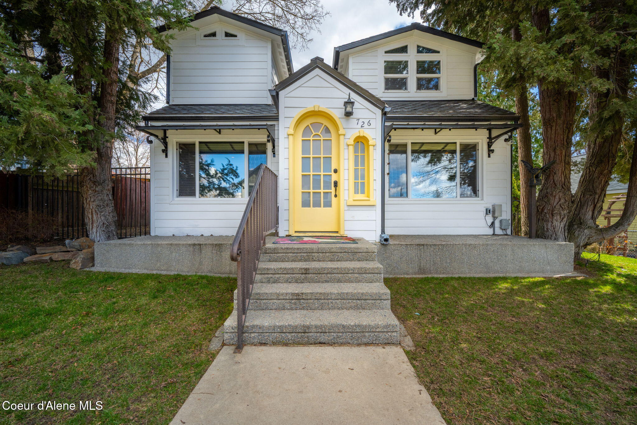 726 North B Street Coeur D'Alene, ID 83814 - Photo 1 of 67 726 N B St CDA