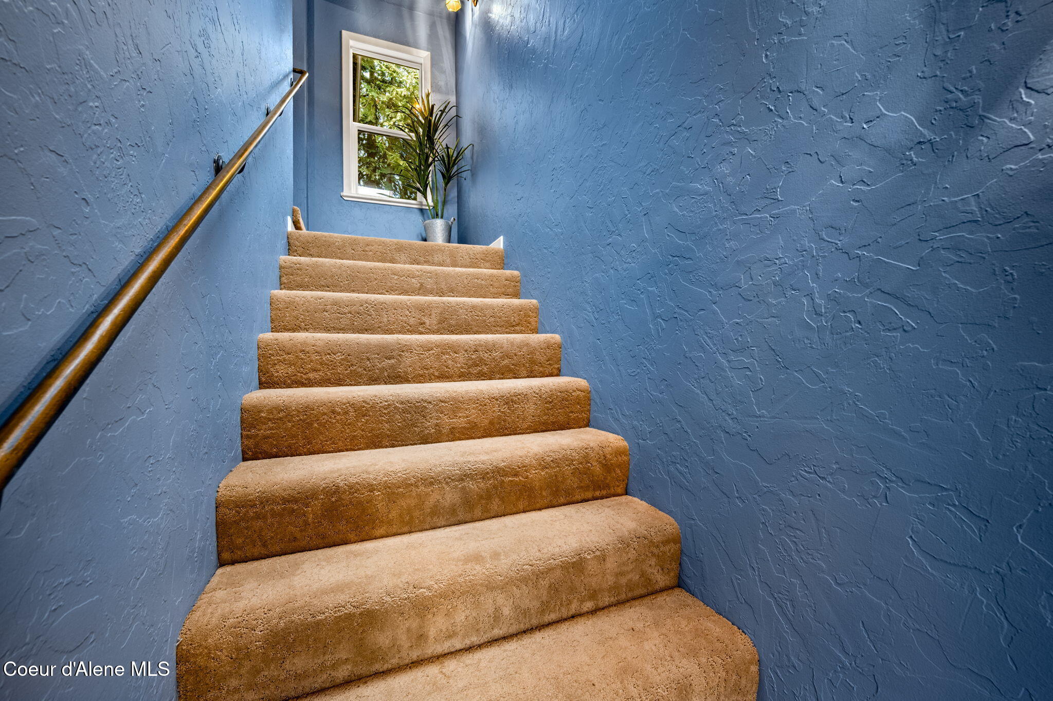 726 North B Street Coeur D'Alene, ID 83814 - Photo 24 of 67 Ample light to 2nd Floor Primary Suite