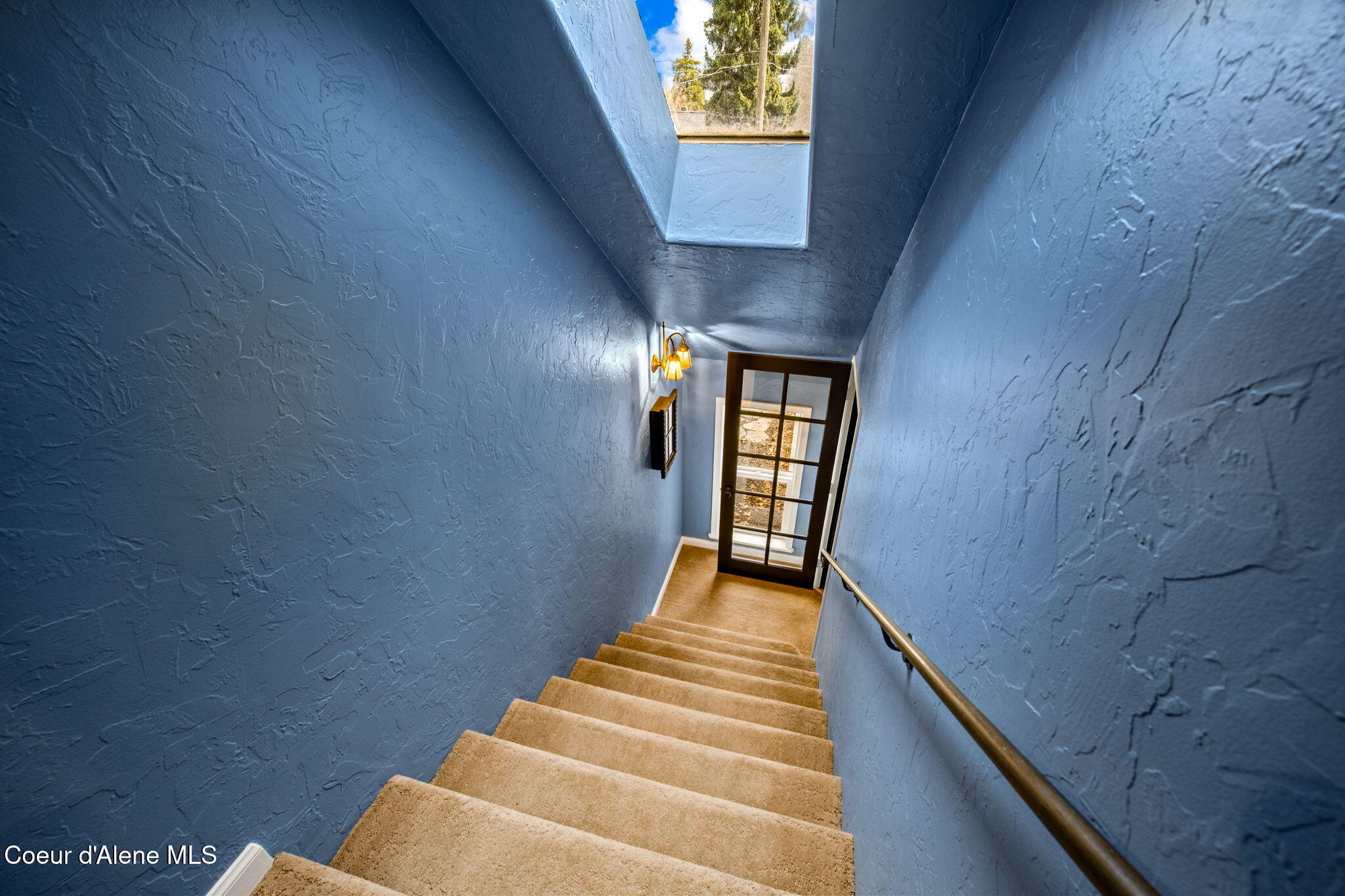 726 North B Street Coeur D'Alene, ID 83814 - Photo 25 of 67 Ample light to 2nd Floor Primary Suite