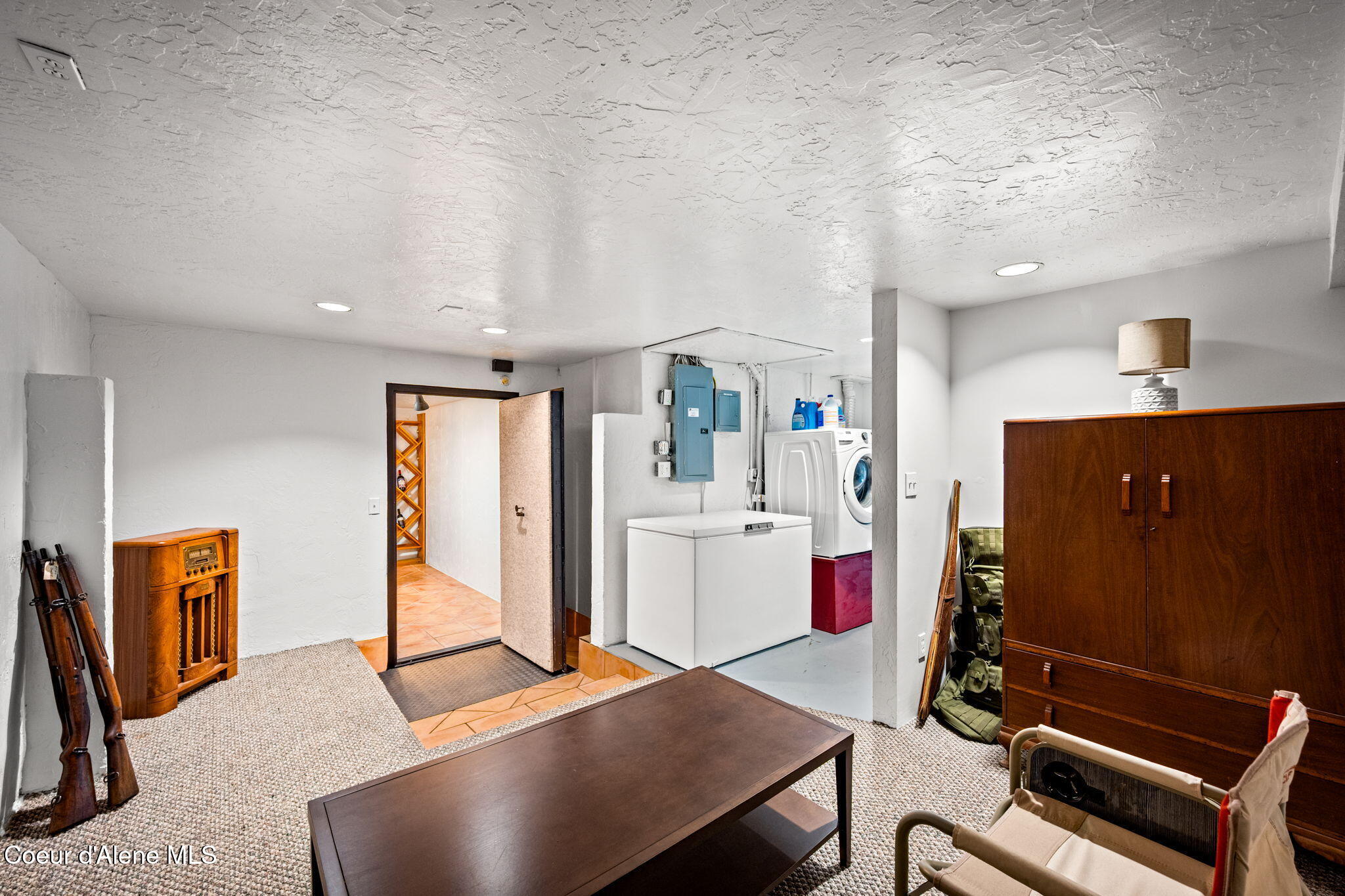 726 North B Street Coeur D'Alene, ID 83814 - Photo 36 of 67 Access to Wine Cellar / Vault