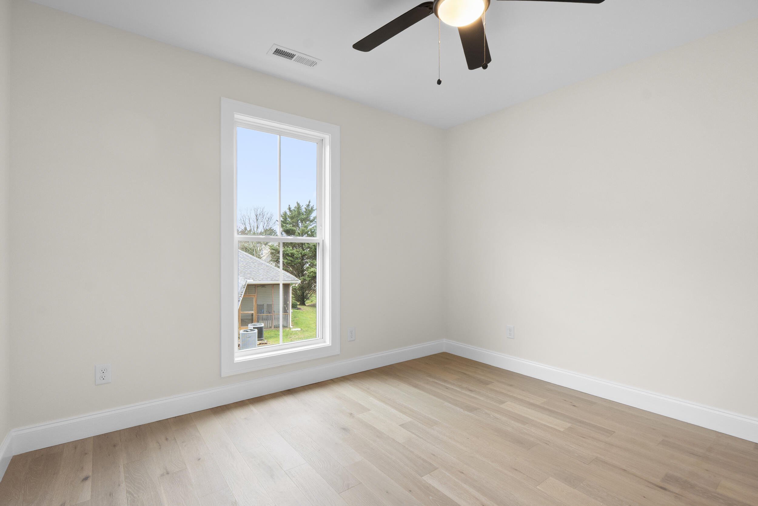 6028 Ridgeview Circle Hixson, TN 37343 - Photo 17 of 27 dsc08458