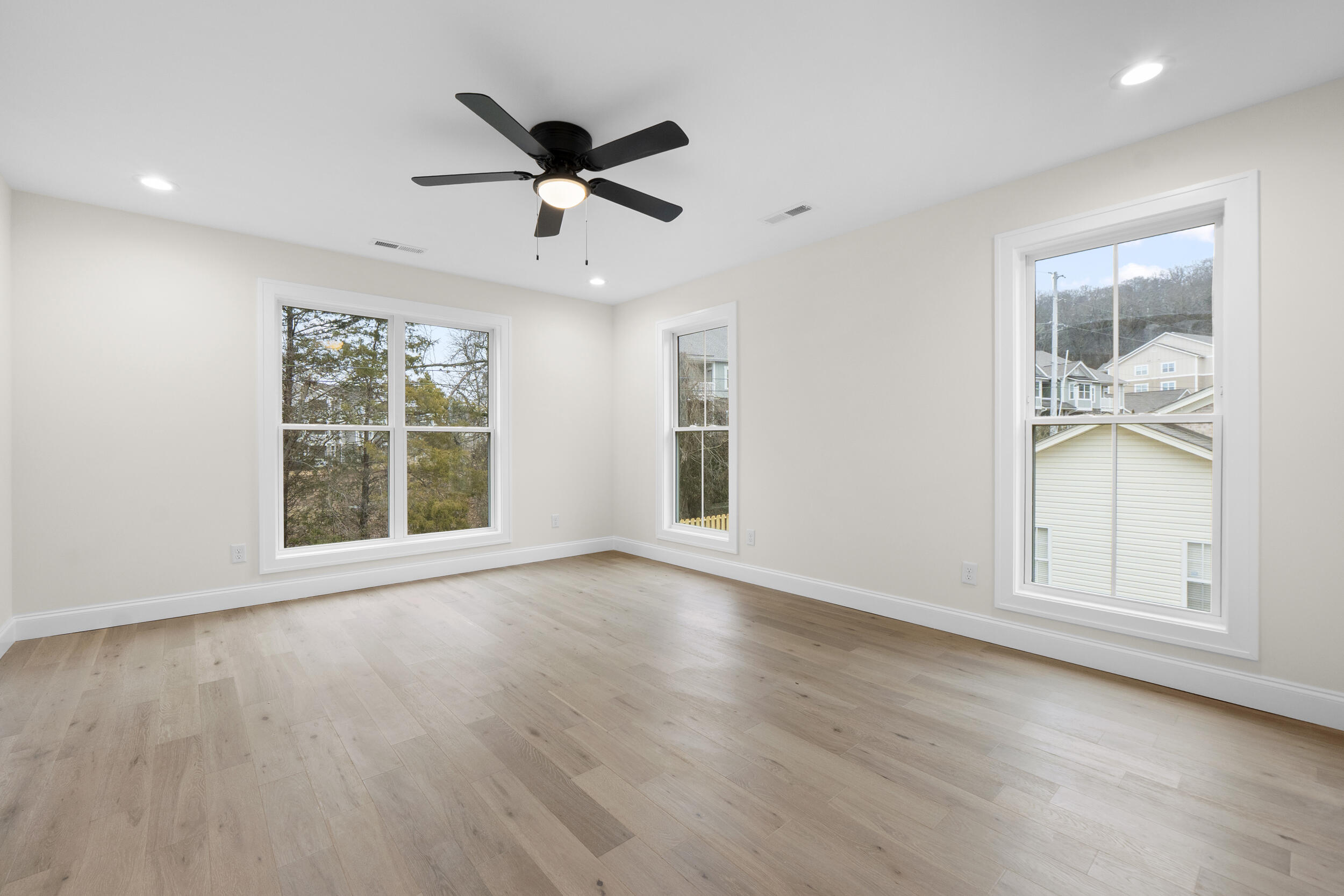 6028 Ridgeview Circle Hixson, TN 37343 - Photo 21 of 27 dsc08477