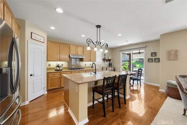 $799,999 | 27665 Bottle Brush Way, Murrieta, CA 92562