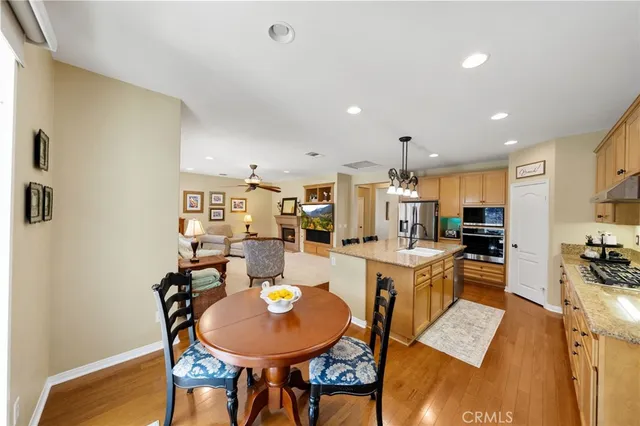 $799,999 | 27665 Bottle Brush Way, Murrieta, CA 92562