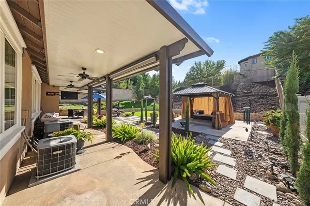 $799,999 | 27665 Bottle Brush Way, Murrieta, CA 92562