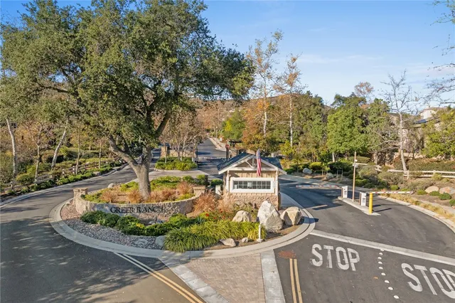 $799,999 | 27665 Bottle Brush Way, Murrieta, CA 92562