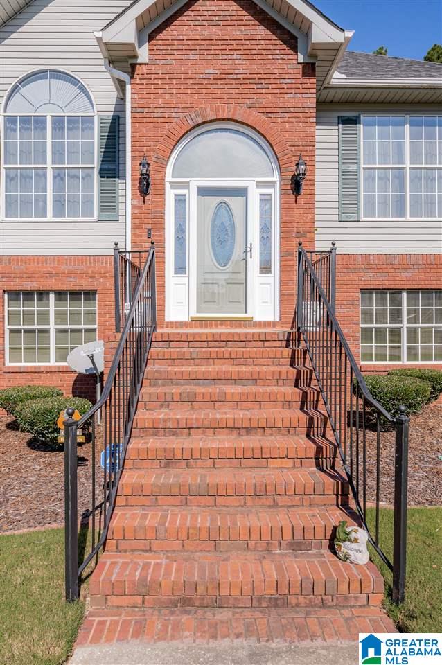 413 Surrey Circle Bessemer, AL 35022 - Photo 4 of 38