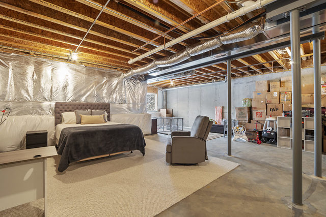 1244 Falcon Ridge Drive Elgin, IL 60124 - Photo 21 of 23 a bedroom with furniture