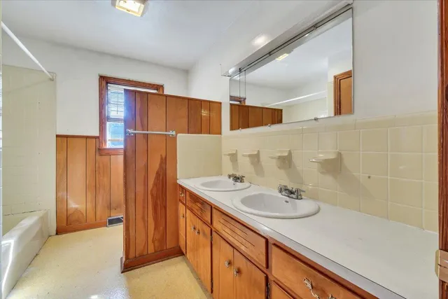 $250,000 | 591 Wall Street, Bassett, VA 24055