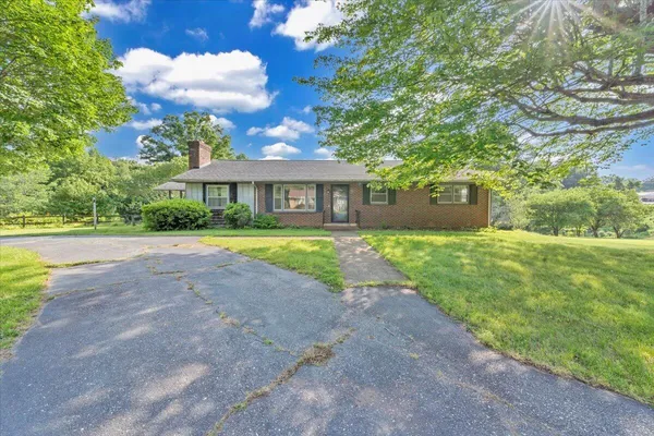 $215,000 | 591 Wall Street, Bassett, VA 24055