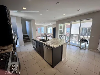 $1,209,000 | 812 Brickyard Lane, Costa Mesa, CA 92627