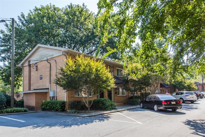 120 Biscayne Drive Northwest, Unit B10 Atlanta, GA 30309 - Photo 3 of 28