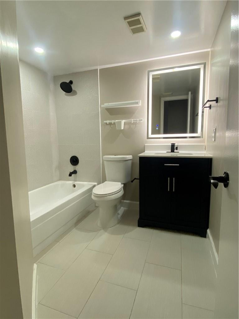 8701 Wiles Road, Unit 306 Coral Springs, FL 33067 - Photo 21 of 34 Photo 21