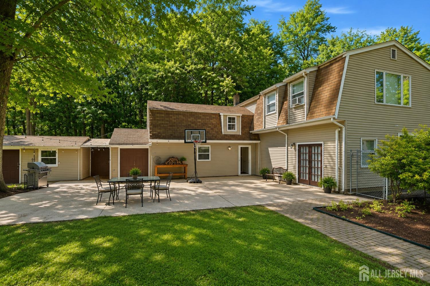 109 Fresh Ponds Road Monroe Township, NJ 08831 - Photo 37 of 41