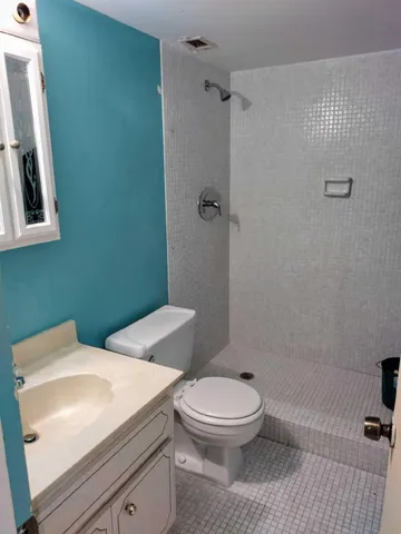 $199,000 | 5700 Northwest 2nd Avenue, Unit 310, Boca Raton, FL 33487