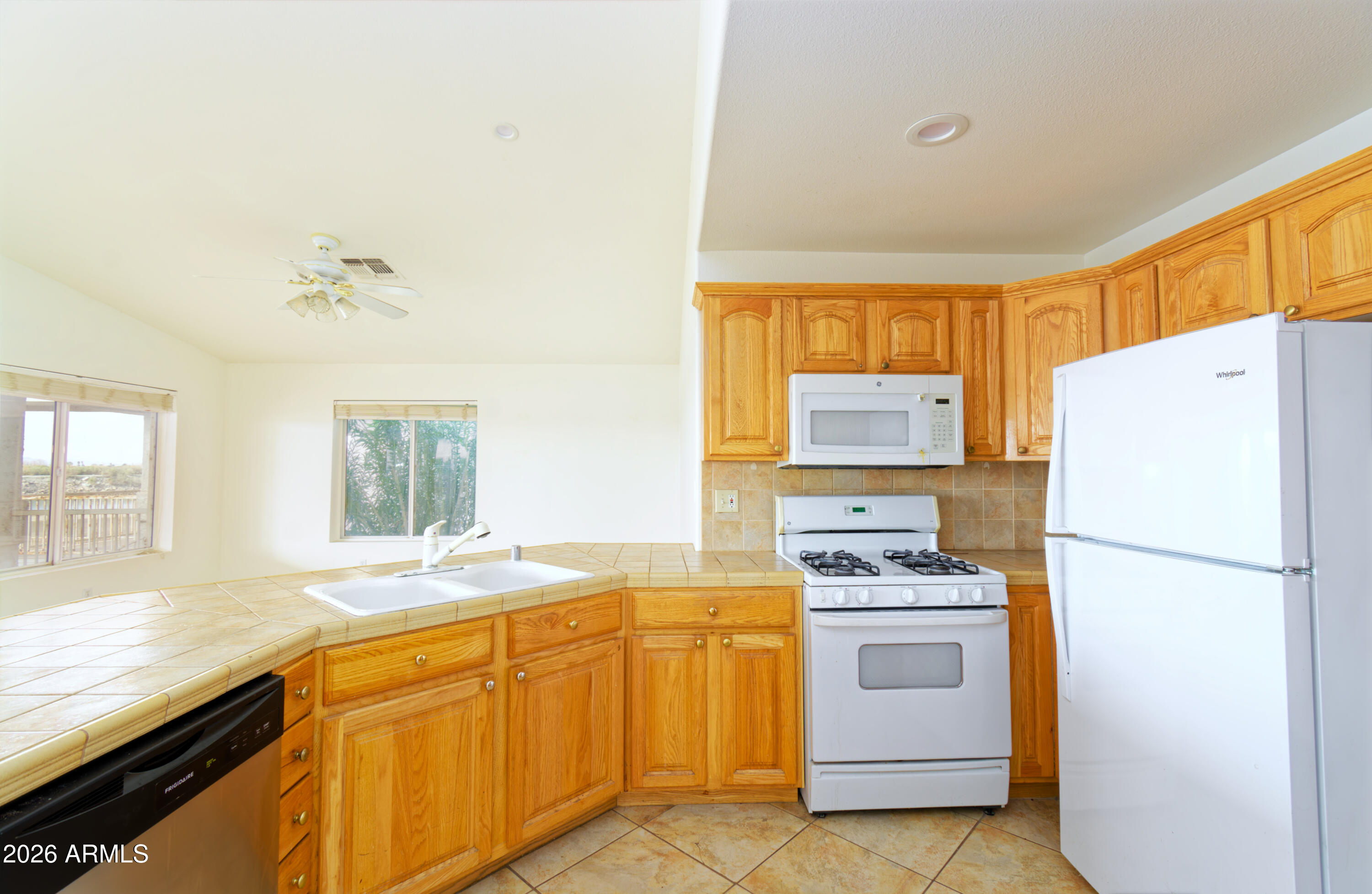48926 Riviera Place Ehrenberg, AZ 85334 - Photo 6 of 37