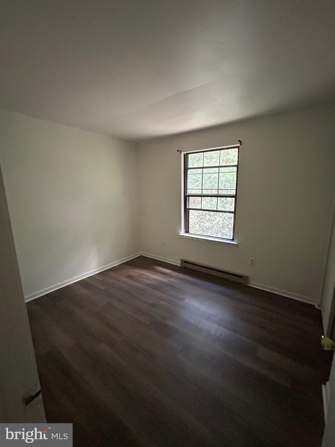 20 Hampshire Road Sicklerville, NJ 08081 - Photo 15 of 15 Bedroom 3