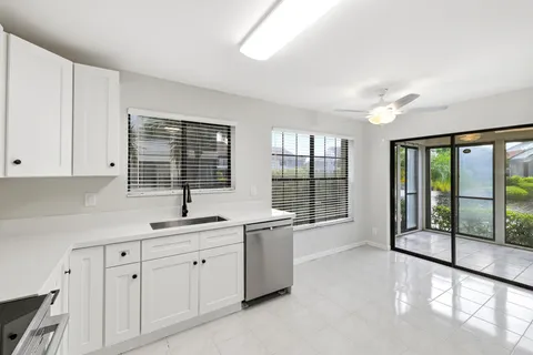 $2,500 | 3357 Jog Park Drive, Unit 4212C, Greenacres, FL 33467