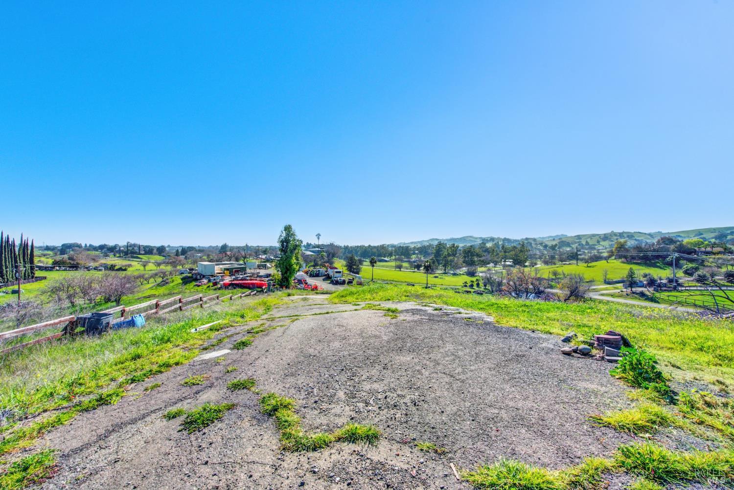 7668 English Hills Road Vacaville, CA 95688 - Photo 75 of 83