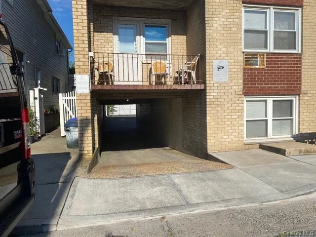 $1,875 | 951 Oceanfront, Unit 29, Long Beach, NY 11561