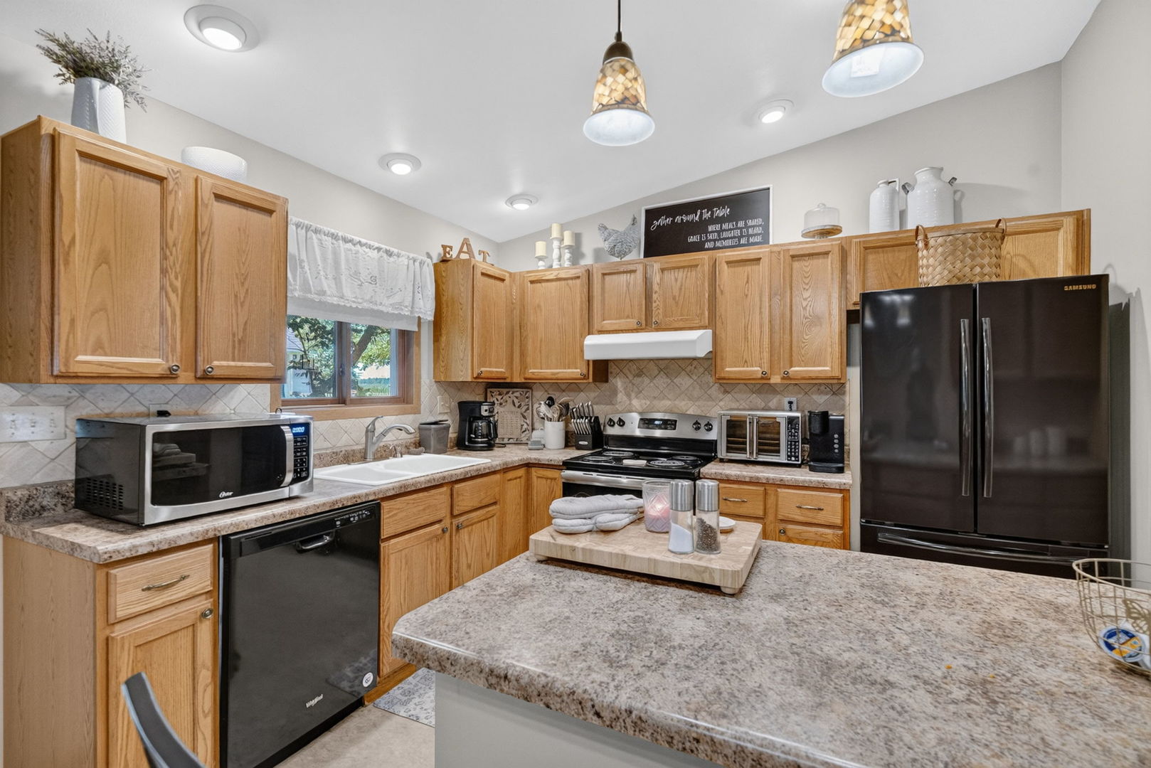 102 Roma Court Toluca, IL 61369 - Photo 17 of 44