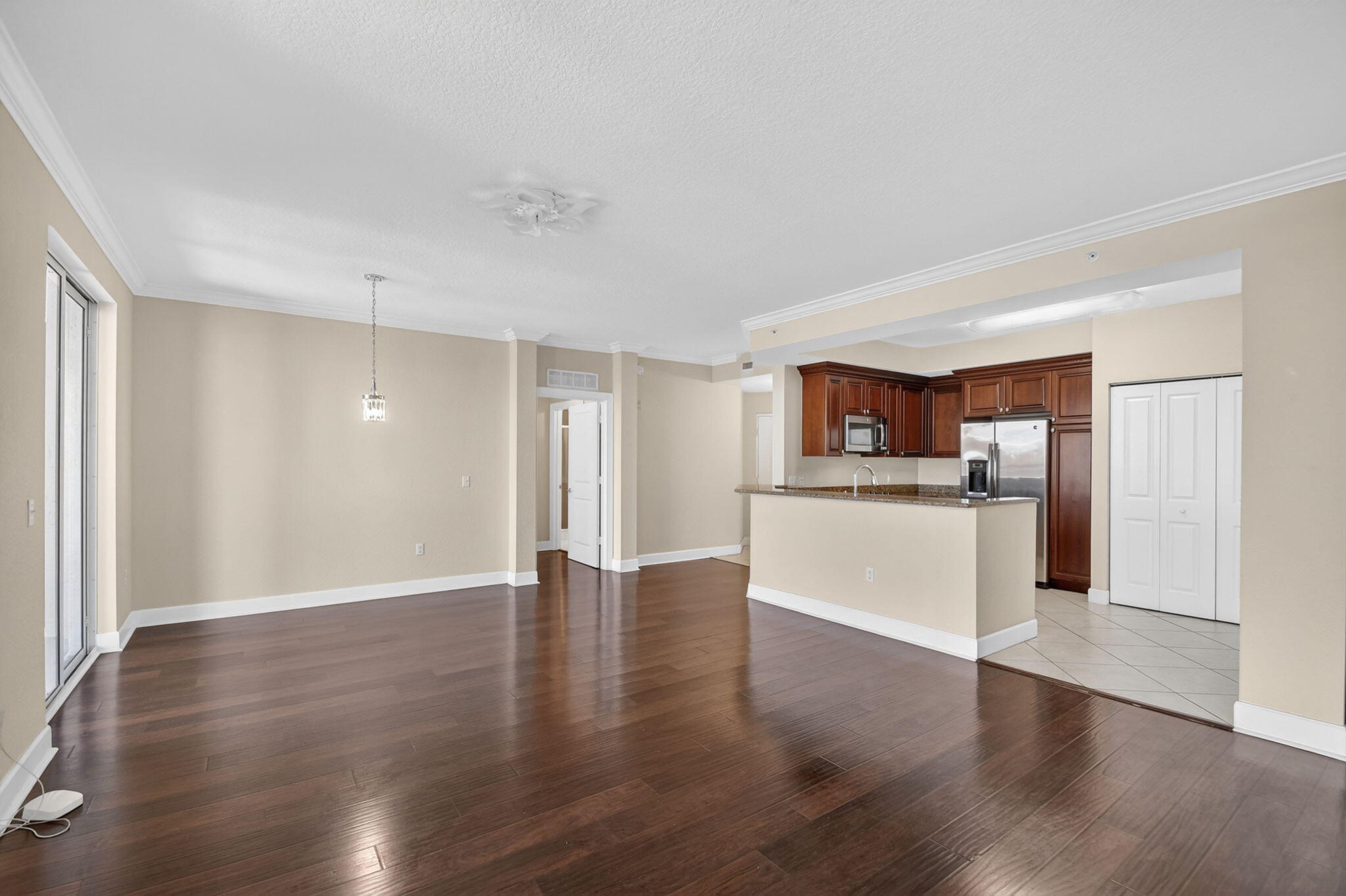 1660 Renaissance Commons Boulevard, Unit 2517 Boynton Beach, FL 33426 - Photo 3 of 93 8-web-or-mls-DSC_6989