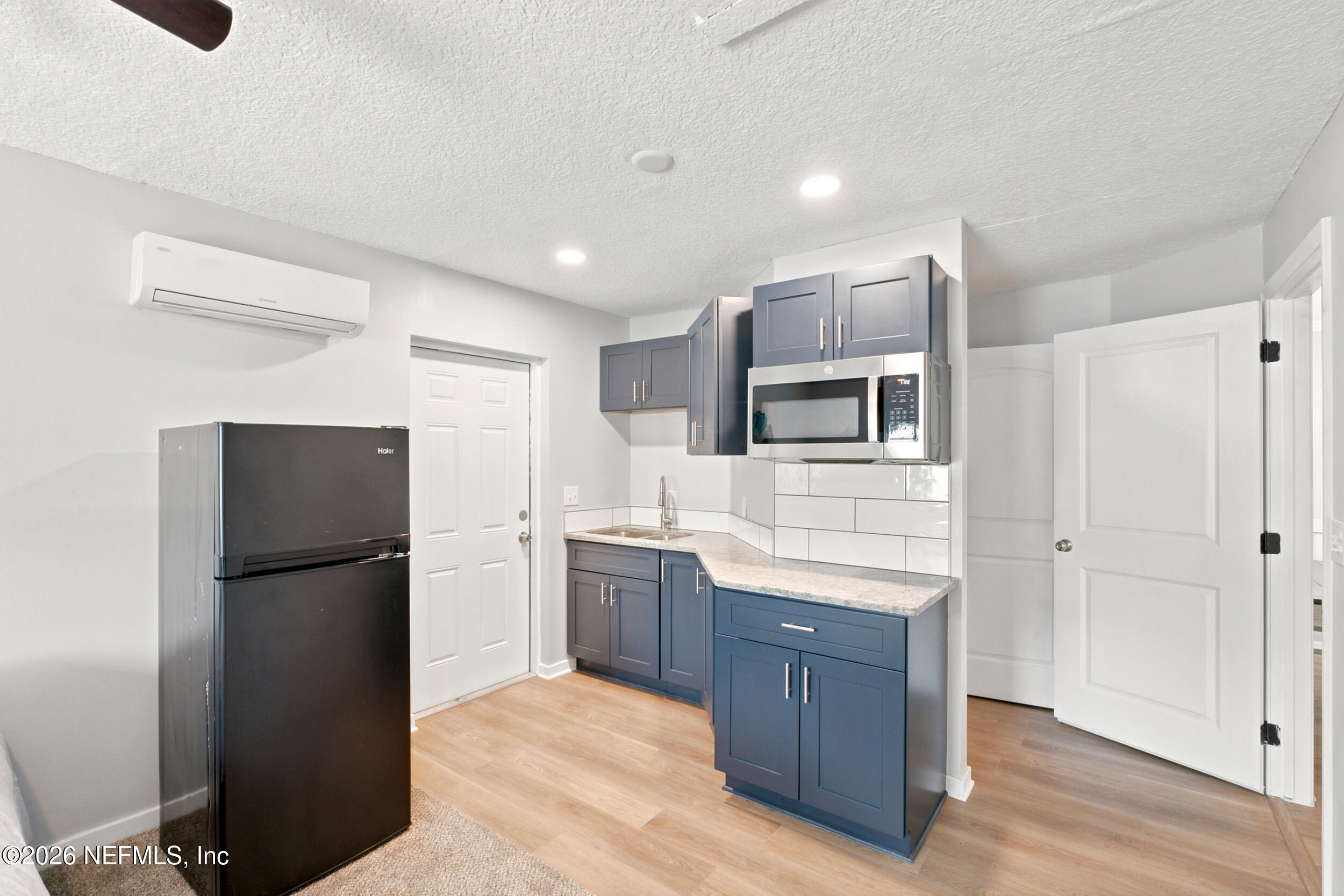 5032 Foxboro Road Jacksonville, FL 32208 - Photo 28 of 38 OWNERS 2 KITCHENETE