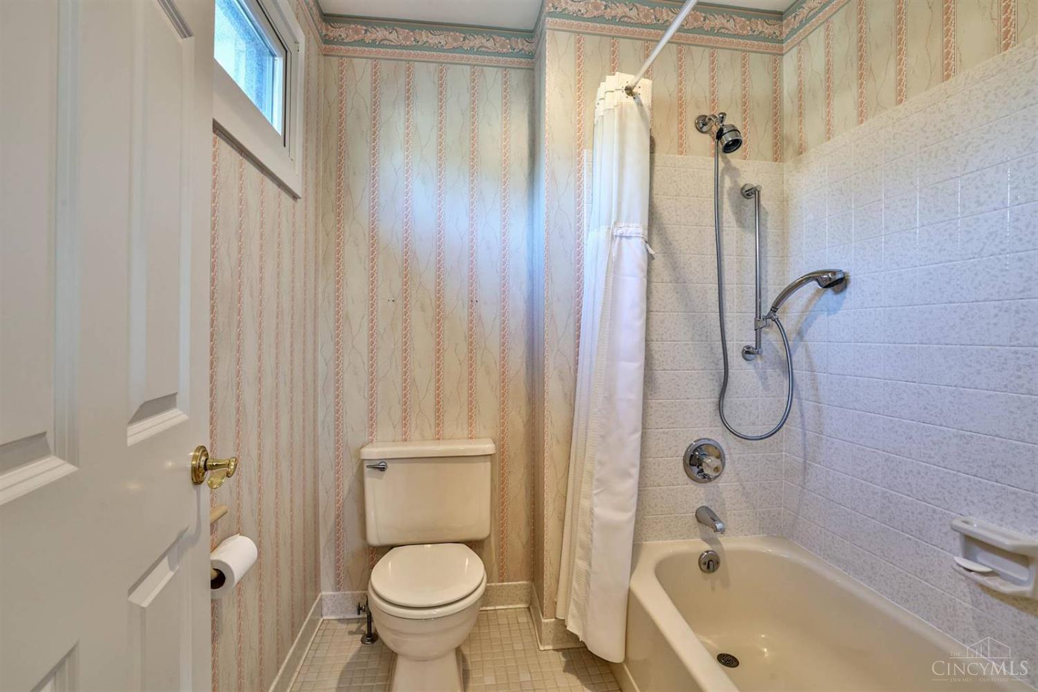 60 Carpenters Ridge Blue Ash, OH 45241 - Photo 40 of 57