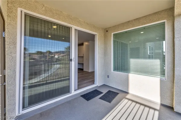 $2,100 | 2555 Hampton Road, Unit 10203, Henderson, NV 89052