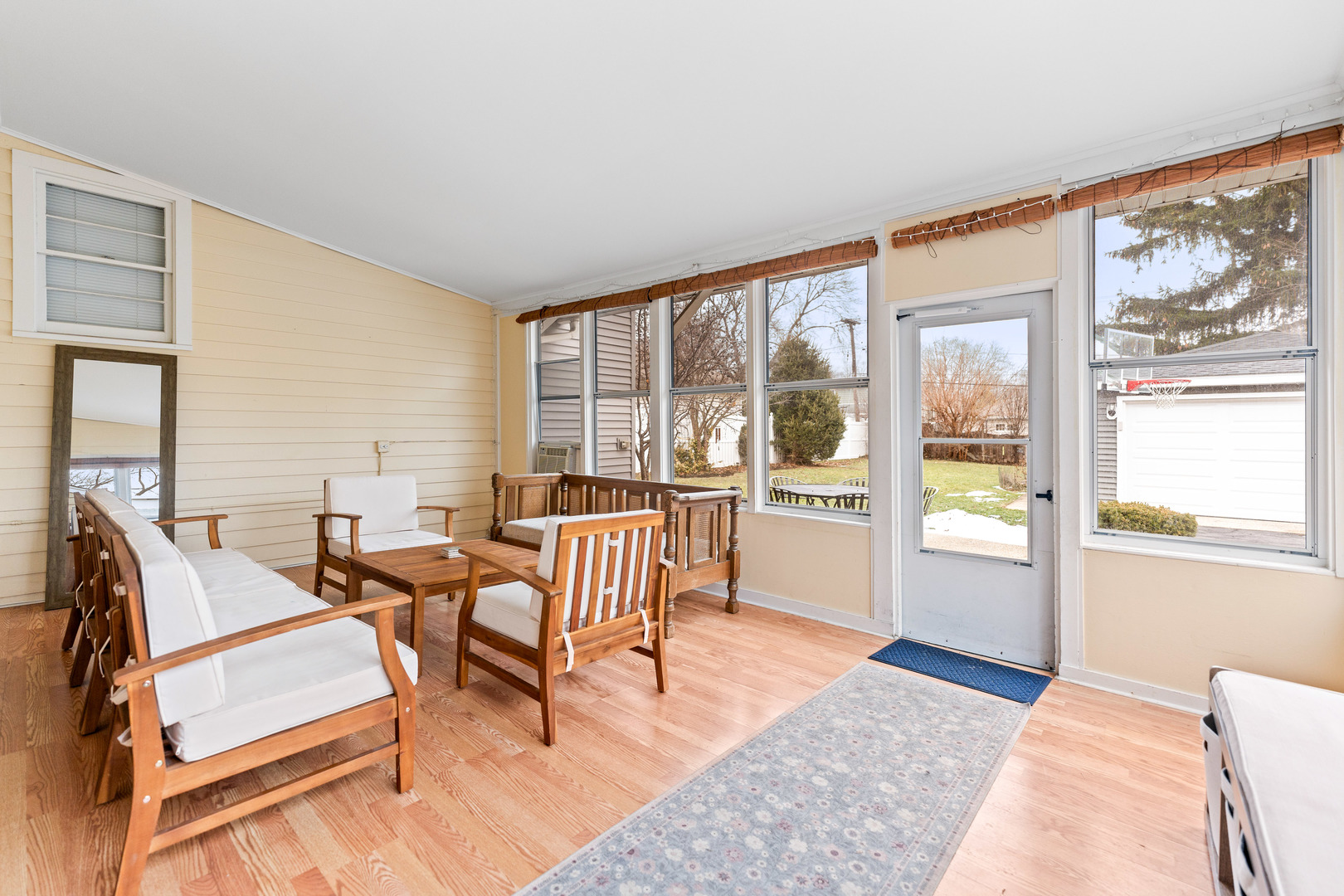 1217 Sunset Road Wheaton, IL 60189 - Photo 28 of 37 Gallery Image 28