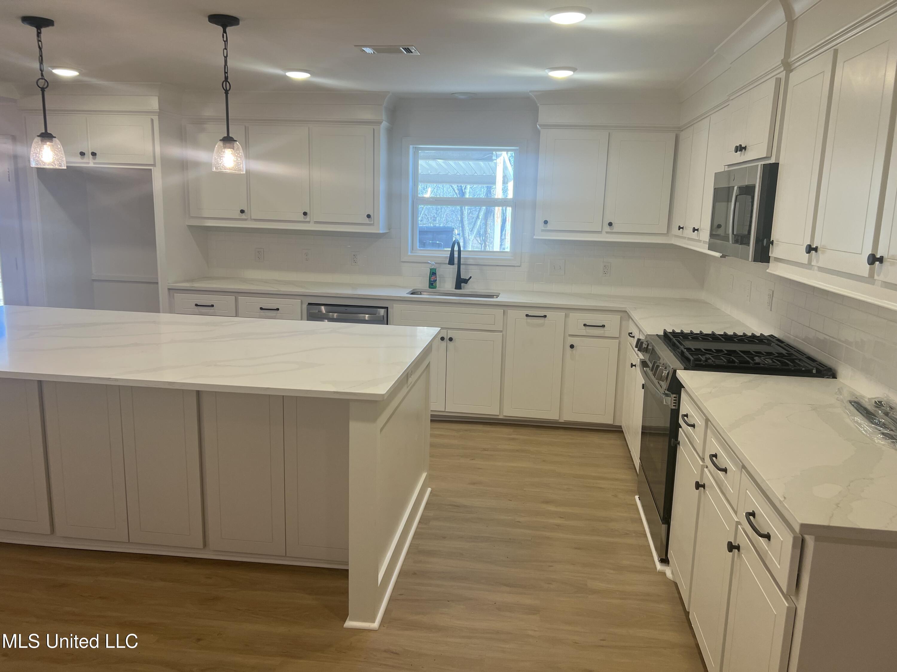 110 Trickhambridge Cove Brandon, MS 39042 - Photo 12 of 36 IMG_4929