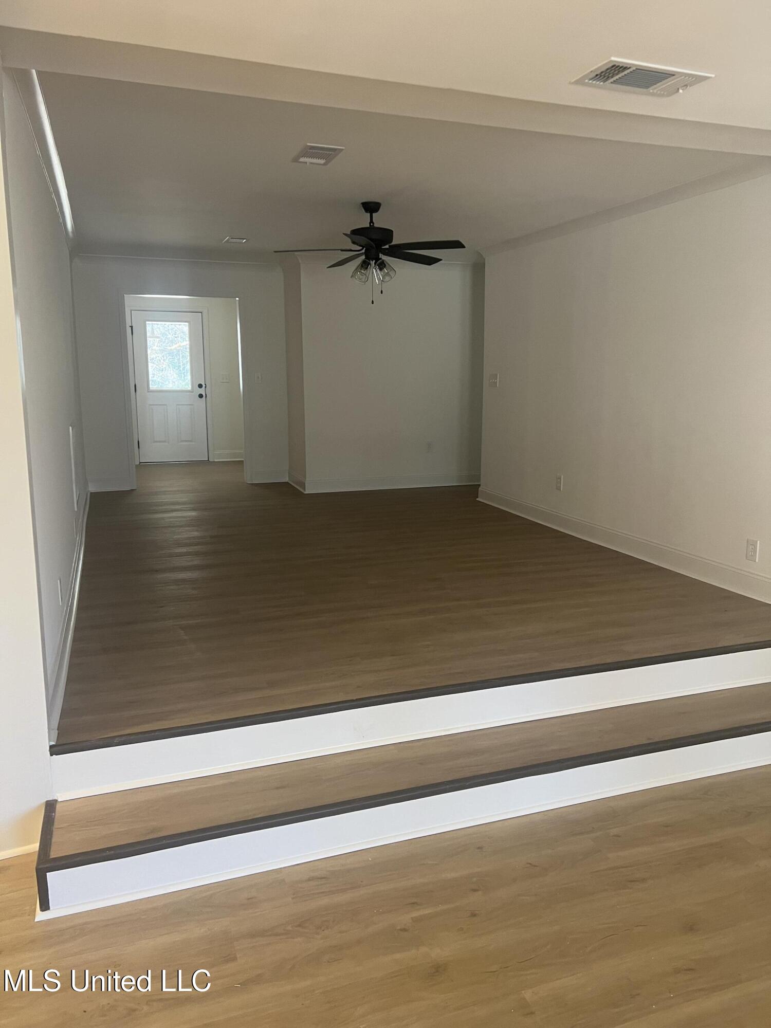 110 Trickhambridge Cove Brandon, MS 39042 - Photo 7 of 36 IMG_4935