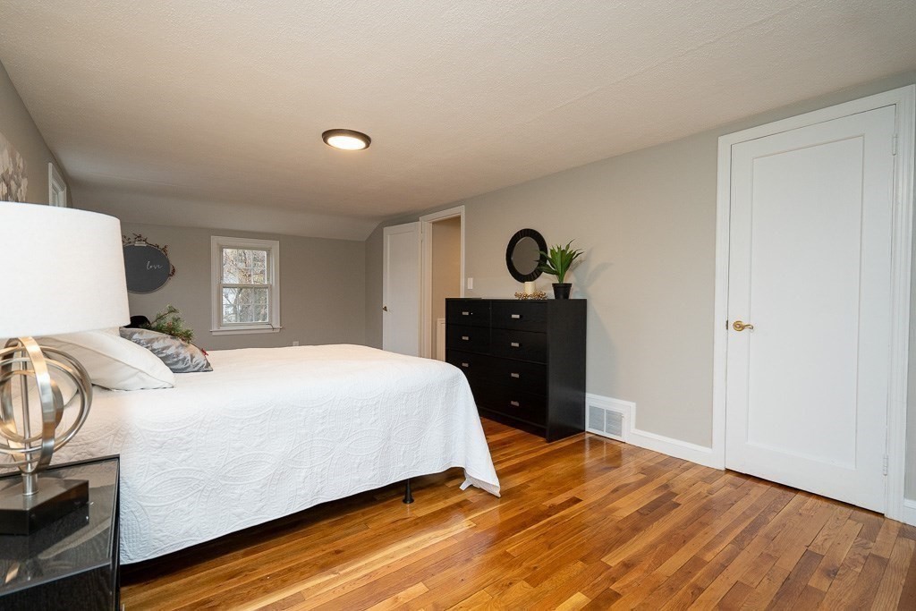 94 Laurel Road West Springfield, MA 01089 - Photo 23 of 40 Gallery Image 23